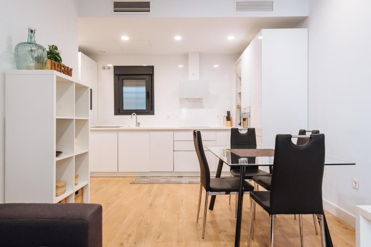 Apartamento Apartamento estelar con piscina y garaje nervión Sevilla Exterior foto