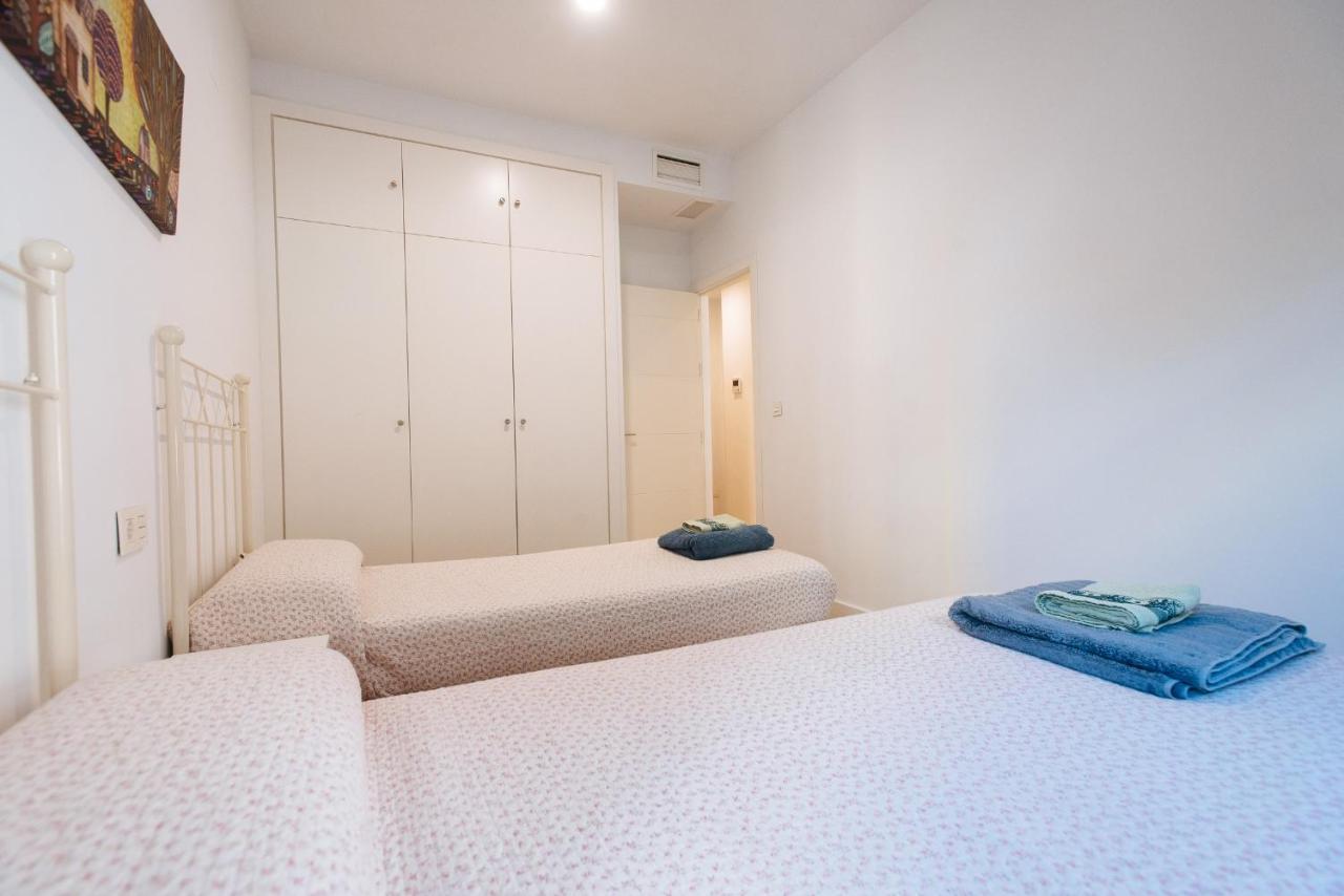Apartamento Apartamento estelar con piscina y garaje nervión Sevilla Exterior foto