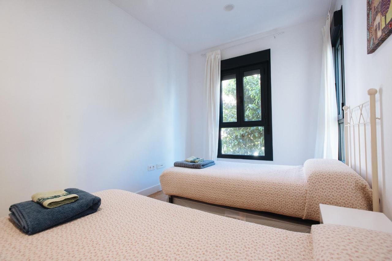 Apartamento Apartamento estelar con piscina y garaje nervión Sevilla Exterior foto