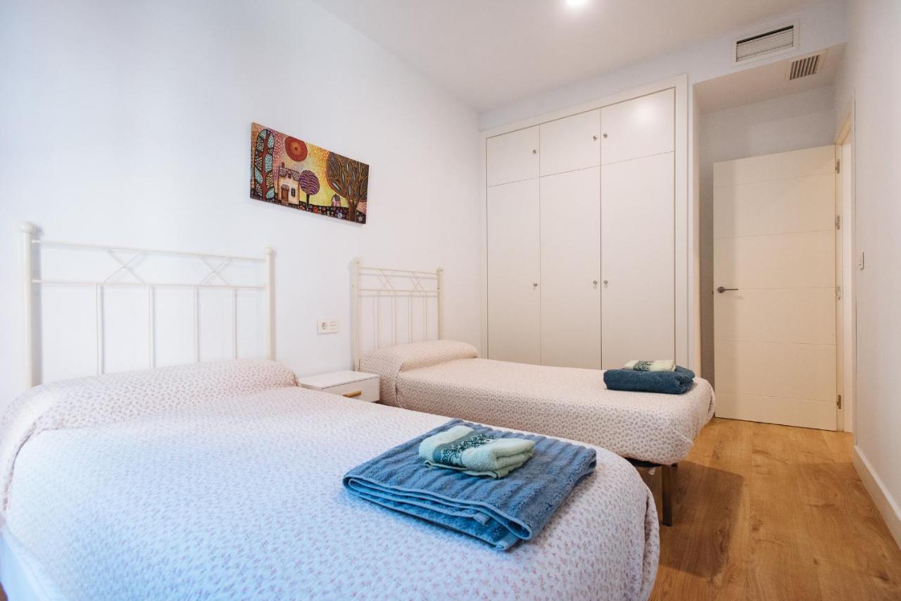 Apartamento Apartamento estelar con piscina y garaje nervión Sevilla Exterior foto